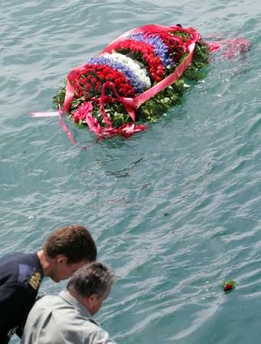 Accident de l&rsquo;Airbus d&rsquo;Armavia : Les familles se recueillent en mer