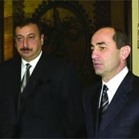 Robert Kotcharian à la veille de sa rencontre avec Ilham Aliev « mes attentes de l&rsquo;Azerbaïdjan restent modestes… »