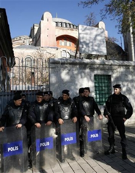 Une visite de Benoît XVI à la mosquée Bleue d&rsquo;Istanbul « à l&rsquo;étude »