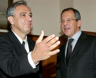 Vartan Oskanian favorable à la réforme de la CEI