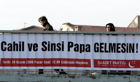 Voyage à haut risque en Turquie pour le pape Benoît XVI