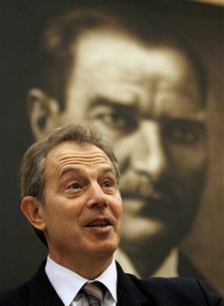 UE: Tony Blair évoque la possibilité de vols directs vers la partie turque de Chypre