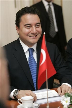 Ankara cherche le soutien de nouveaux pays de l&rsquo;UE