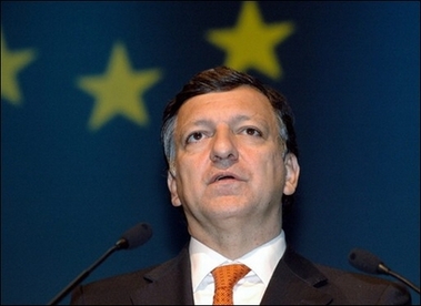 Turquie: Barroso appelle les 25 à adopter la position de la Commission