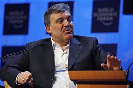 Suisse : Abdullah Gül continue de nier le génocide arménien