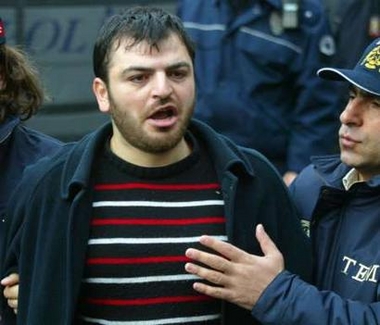 Yasin Hayal menace de mort Orhan Pamuk