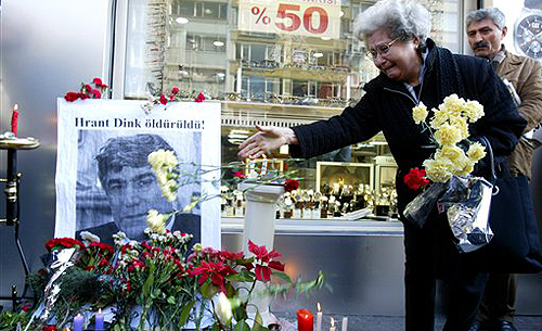 Hrant Dink : la police sur la piste d&rsquo;un groupuscule, obsèques aujourd&rsquo;hui