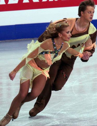 Anastasia Grepionkina et Vazken Azroyan représenteront l&rsquo;Arménie aux championnats du monde de patinage artistique de Toyko