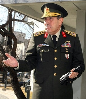 L&rsquo;armée turque souhaite un prochain président attaché à la laïcité