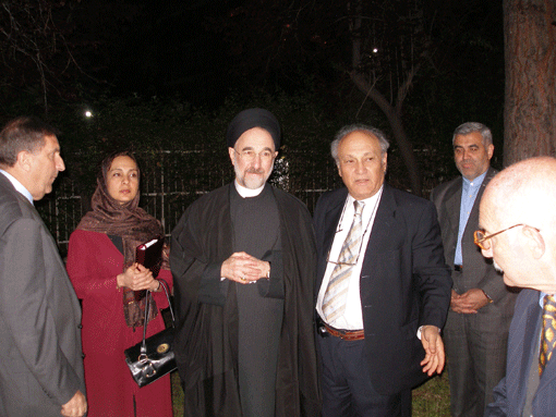 L&rsquo;Ayatollah Khatami rencontre les Arméniens d&rsquo;Italie