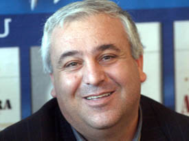 Un tribunal interrompt le procès de Hakob Hakobian pour raisons de santé