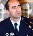Le président arménien Robert Kotcharian a félicité Bako Sahakian son homologue élu à la tête de la République du Haut Karabagh