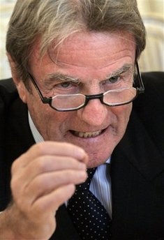 Bernard Kouchner reste favorable à l&rsquo;entrée de la Turquie dans l&rsquo;UE