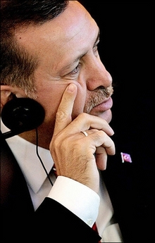 Recep Tayyip Erdogan: « Notre histoire n&rsquo;est pas une histoire de génocides »