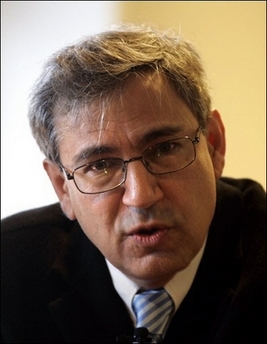 Premières déclarations d&rsquo;Orhan Pamuk sur le résolution arménienne