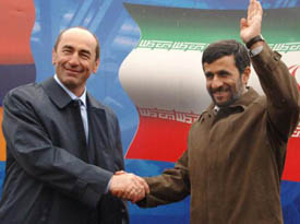 Le président iranien Ahmadinedjad en visite en Arménie