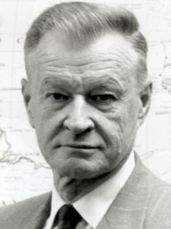 Brzezinski : le Congrès américain n&rsquo;est pas la place pour le génocide arménien