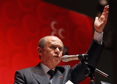 Pour Devlet Bahçeli résolution arménienne et Irak sont liés