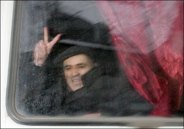 L&rsquo;opposant Kasparov arrêté, la chasse aux chacals lancée en Russie