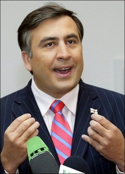 Saakachvili candidat à la présidentielle du 5 janvier en Géorgie