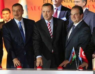 Inauguration du tronçon gréco-turc du gazoduc venant de la Caspienne