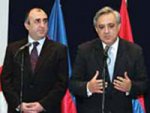 Haut-Karabakh : Rencontre des ministres des affaires étrangères arménien et azéri fin novembre