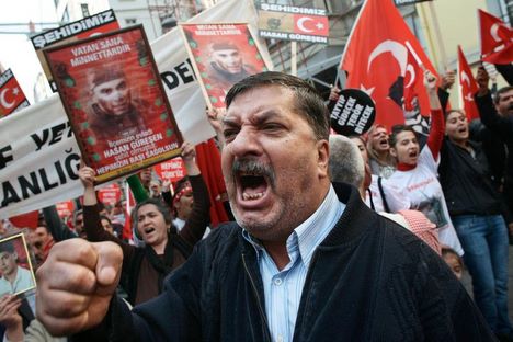 Des Kurdes sont pris pour cible en Turquie