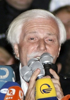 Présidentielle en Géorgie: l&rsquo;opposant Patarkatsichvili retire sa candidature