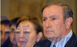 Ter Petrossian publie son « Premier décret »