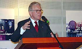 Pöttering : La Turquie doit faire face à son passé