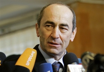 Robert Kotcharian a félicité son successeur