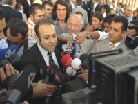 Pour Egemen Bagis le génocide des Arméniens donne des maux de tête à la Turquie