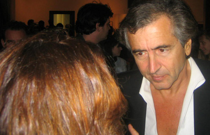 USA : Bernard-Henri Lévy évoque le génocide des Arméniens