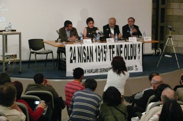 Pour la première fois le 24 avril a été commémoré à Istanbul lors d&rsquo;une réunion publique