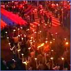 Procession en mémoire aux victimes du génocide des Arméniens à Erevan