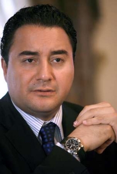 Ali Babacan déclare que la Turquie veut normaliser ses relations avec l&rsquo;Arménie