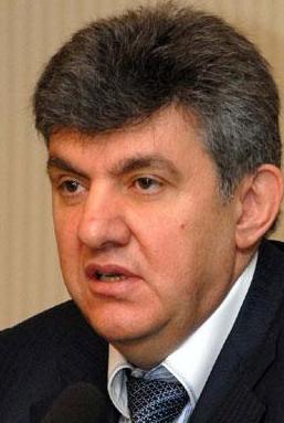 Ara Abrahamian promet d&rsquo;investir 150 millions de dollars dans l&rsquo;économie arménienne