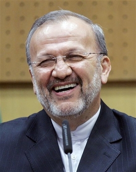 Le ministre iranien des Affaires étrangères salue les avancées dans les relations entre l&rsquo;Arménie et la Turquie