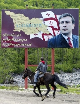 Kouchner souhaite se rendre en septembre en Géorgie