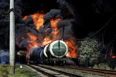 Géorgie: explosion d&rsquo;un train et arrivée d&rsquo;un navire américain