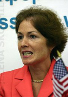 Le nouvel ambassadeur américain Marie Yovanovitch arrivera en Arménie en septembre