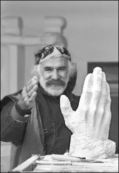 Une sculpture à la mémoire de Hrant Dink