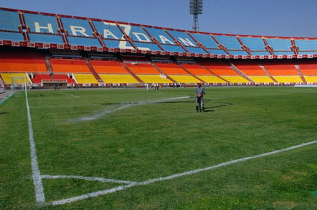 Derniers préparatifs avant le match Turquie-Arménie