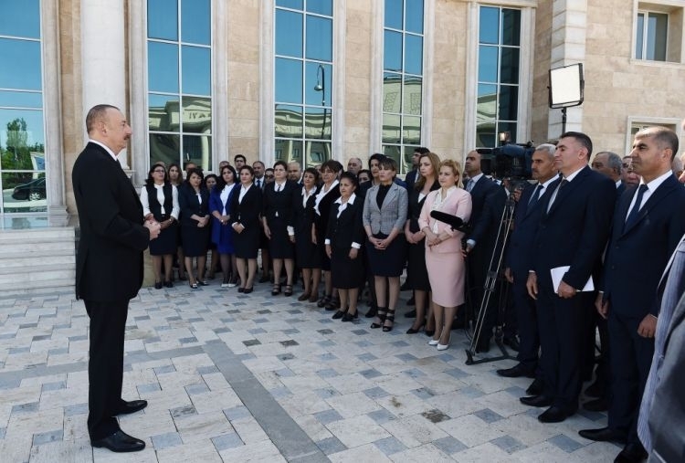 Aliyev:  Les armes modernes, y compris les missiles à longue portée déployés au Nakhitchevan, peuvent détruire n&rsquo;importe quelle cible ennemie