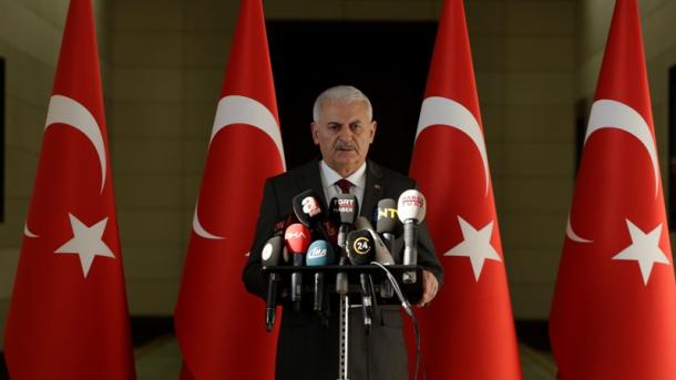 Binali Yildirim : « C&rsquo;est un massacre infâme. Nous condamnons avec véhémence »