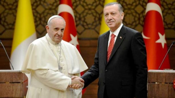 Entretien téléphonique entre Erdogan et le pape François