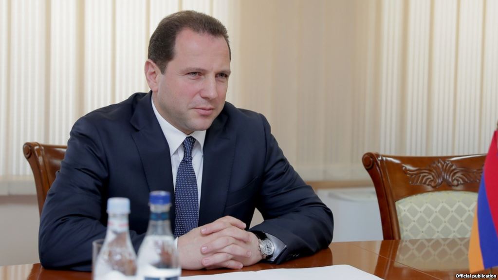 Le ministre de la Défense assure qu&rsquo;il appronfondira les relations avec la Russie