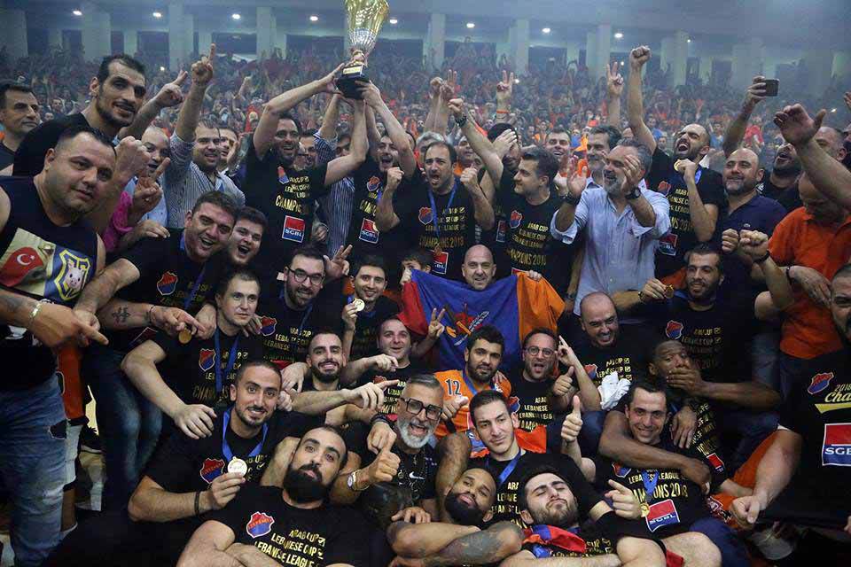 L&rsquo;équipe arménienne de basket du Homenetmen messieurs, championne du Liban