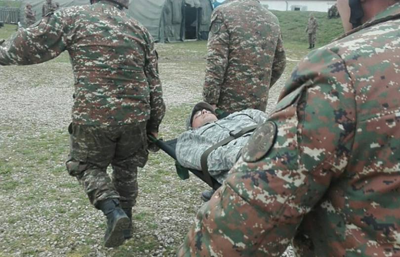 Le soldat Syran Petrosyan (20 ans) grièvement blessé hier soir d&rsquo;un tir azéri en Artsakh