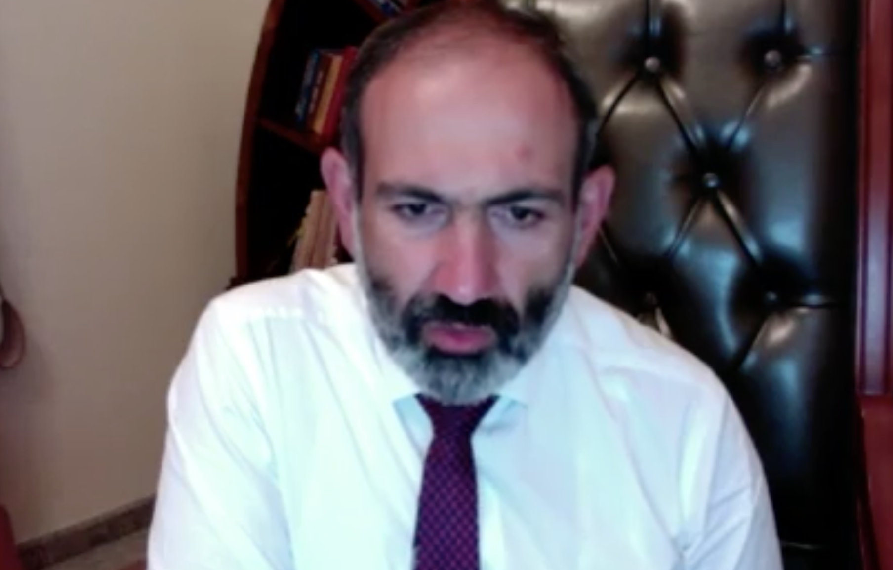 Nikol Pachinian en direct de Erevan